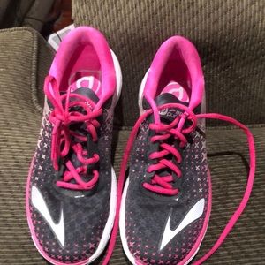 Brand new brooks pure flow 5